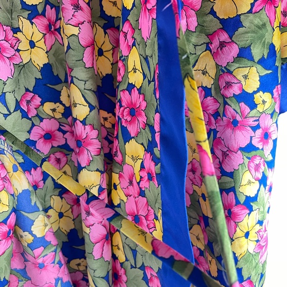 Women’s 2 Piece Contessa Di Roma Nightgown & Wrap Robe Flowered - Picture 10 of 12